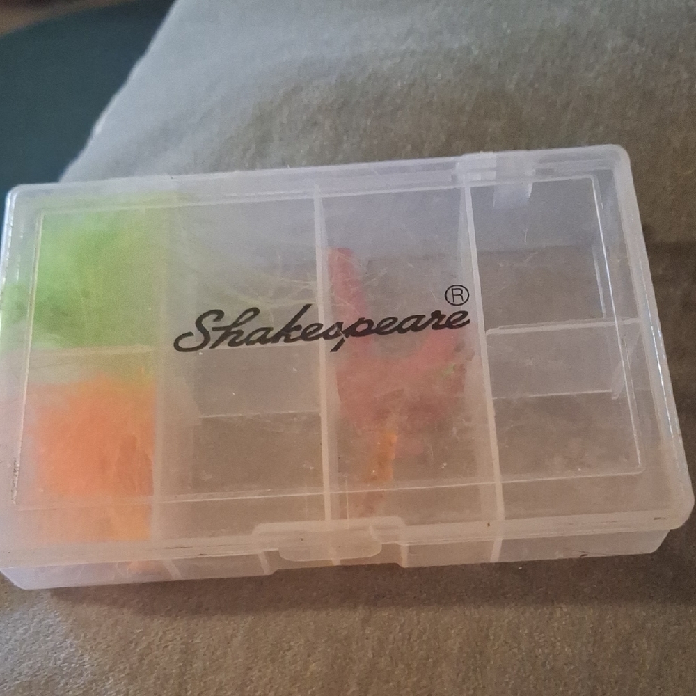 Shakespeare Transparent Tackle Box with Dividers Lures Fishing